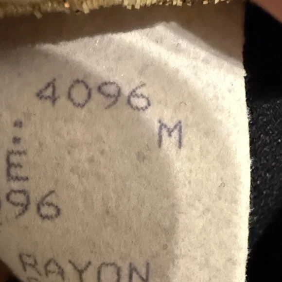 Vintage Cache Slimming top Black Sheer Lace tops Cache Evening blouse M - Picture 5 of 7